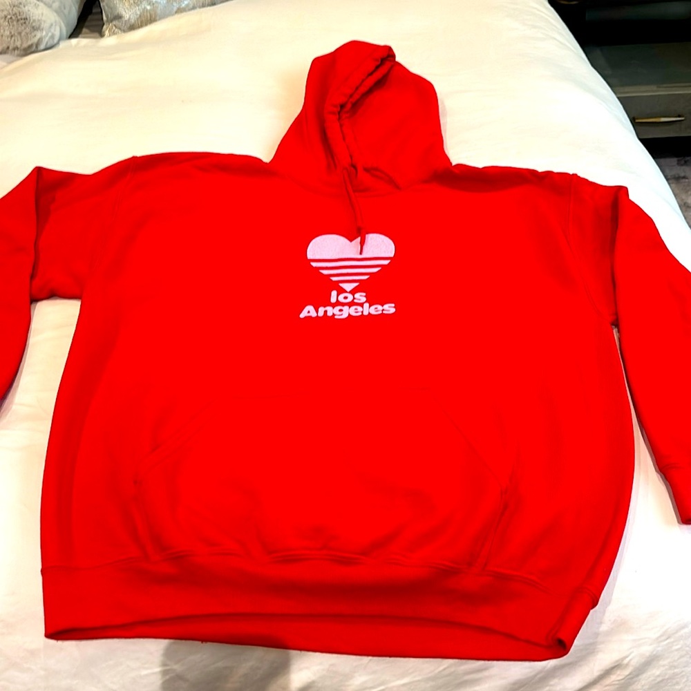 Kitson John Eshaya NWT! Red Los Angeles Sweatshirt